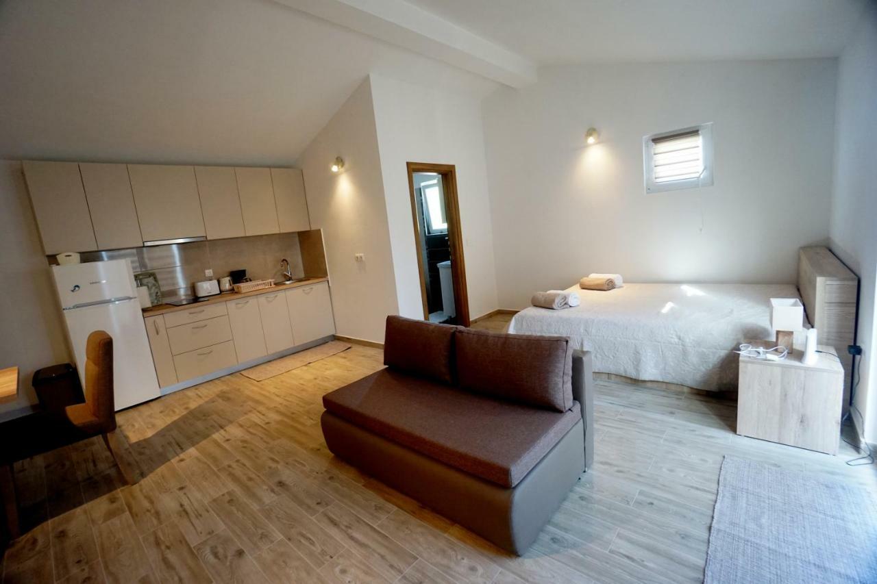 Apartments Sanja Jezera Buitenkant foto